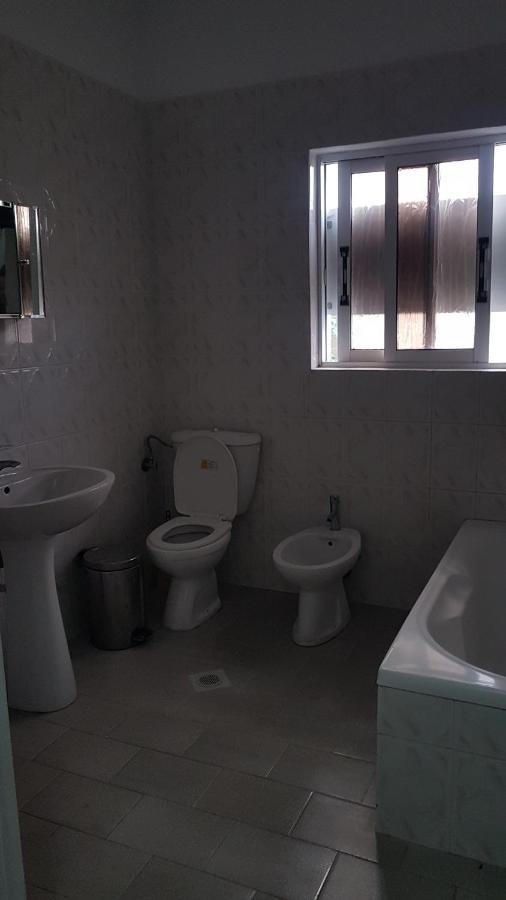 Aralis Rooms Саранде Екстериор снимка