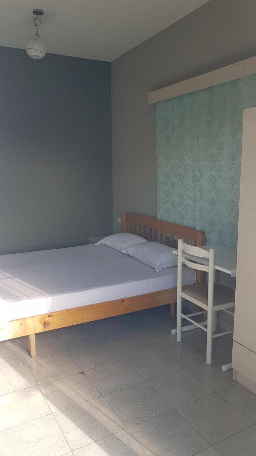 Aralis Rooms Саранде Екстериор снимка